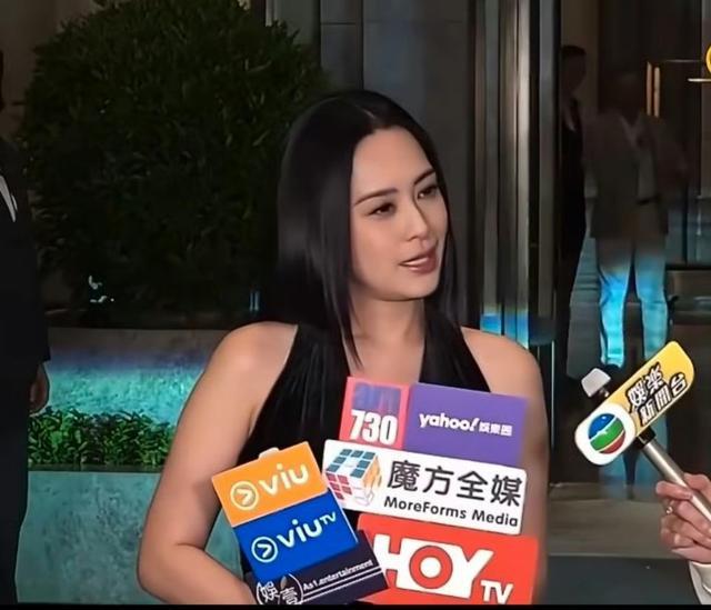 阿娇44岁状态惊人，颜值不减20岁青春风采