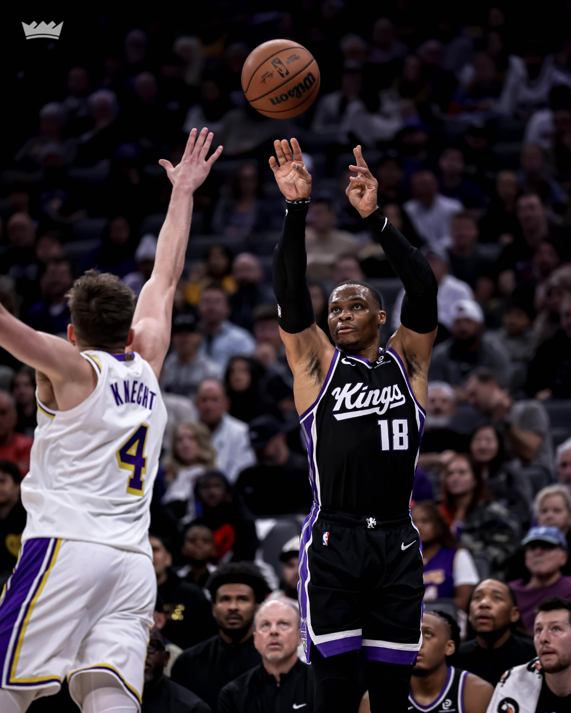 湖人队里夫斯三分出手