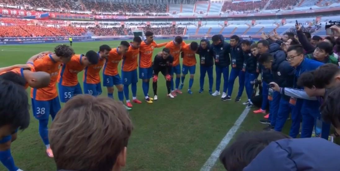 王大雷赛后发声：三年首胜海港，感谢九哥与队友拼搏