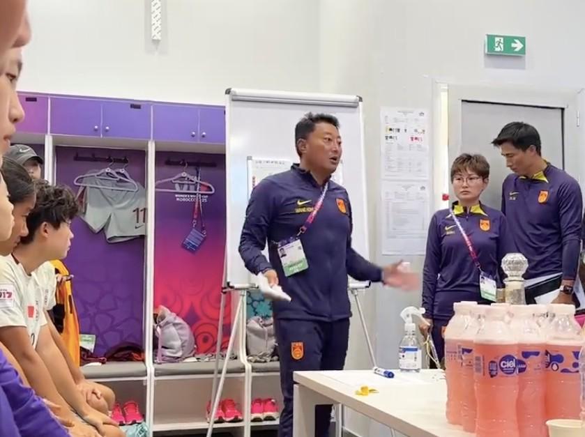 马德兴揭秘：U17女足备战对标朝鲜，男足为何难达此境？