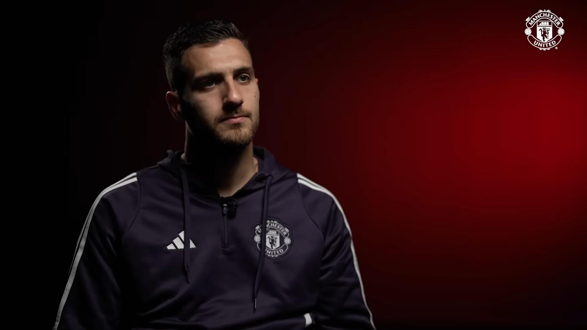 达洛特专访：2号球衣意义非凡，目标与曼联共夺多冠