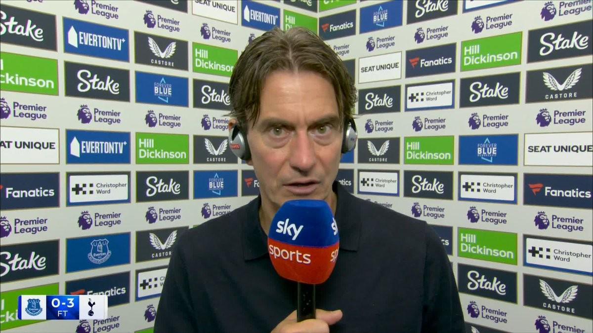 弗兰克盛赞范德芬：需提升进球能力，定位球战术成关键