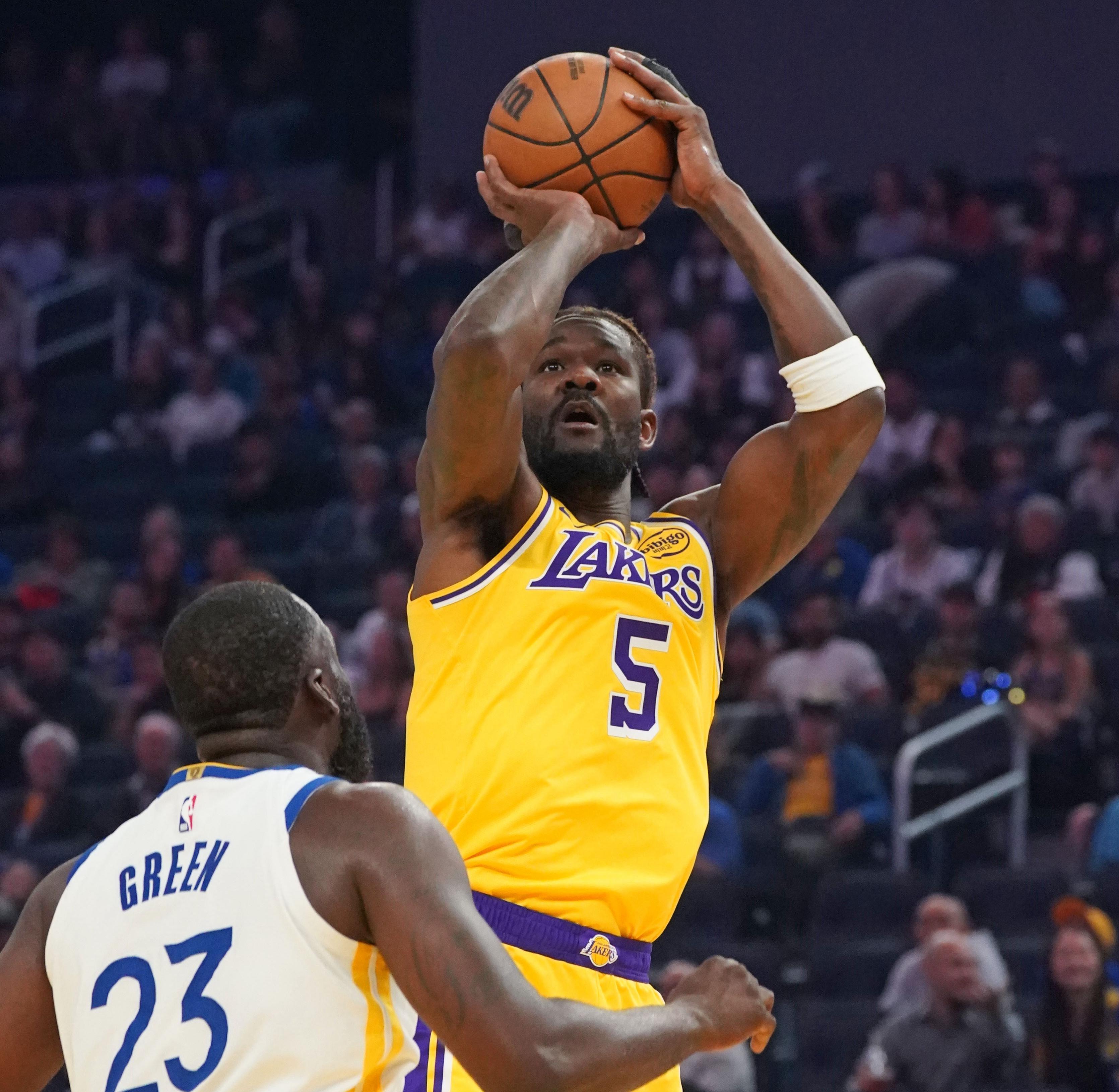 费舍尔盛赞艾顿：无球跑动积极，高效输出成亮点