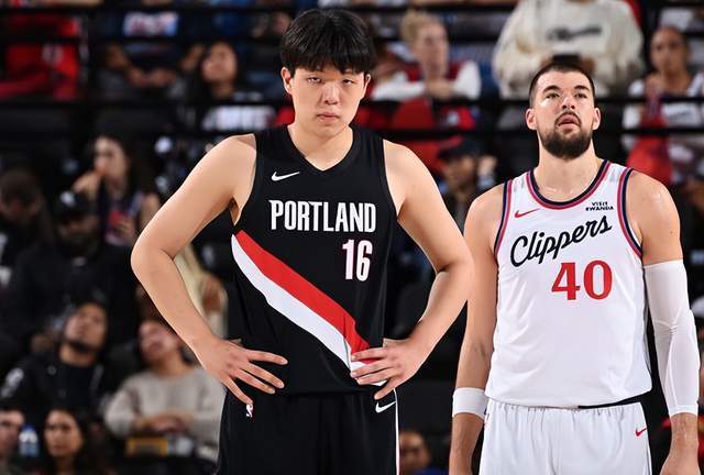 杨涵森NBA总得分追平孙悦，却面临跌出开拓者轮转阵容危机