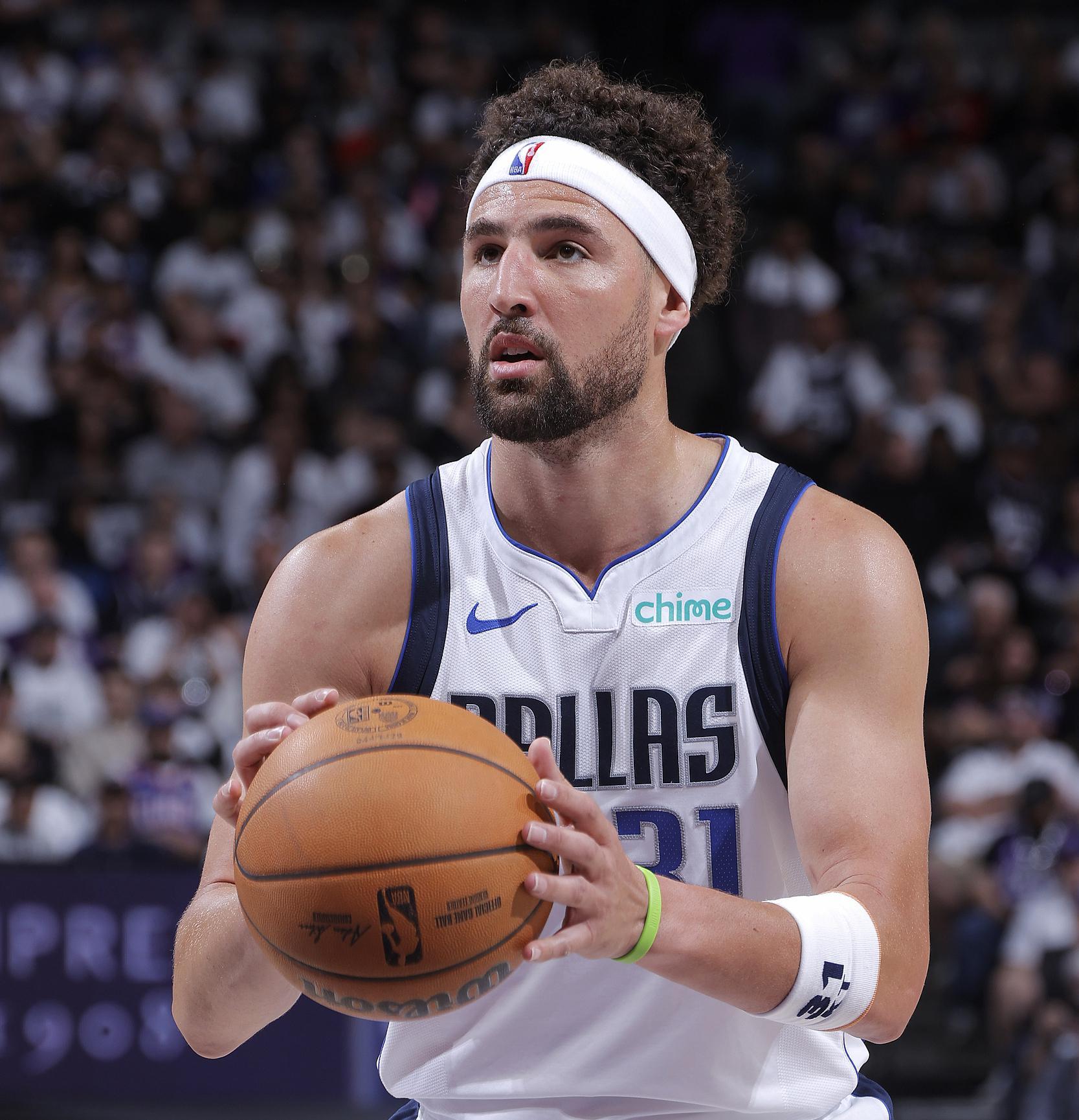 克莱·汤普森创历史！成NBA常规赛第5位三分命中超2700球球员