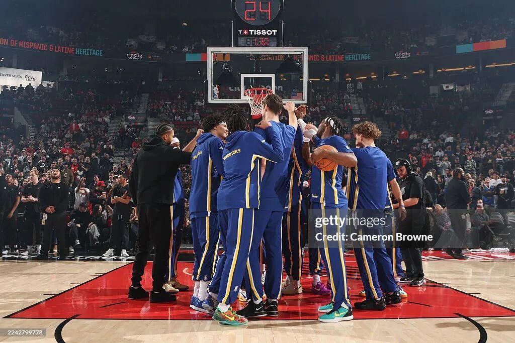 库里赛后疲惫直言想睡，科尔赞库明加职业态度与进步