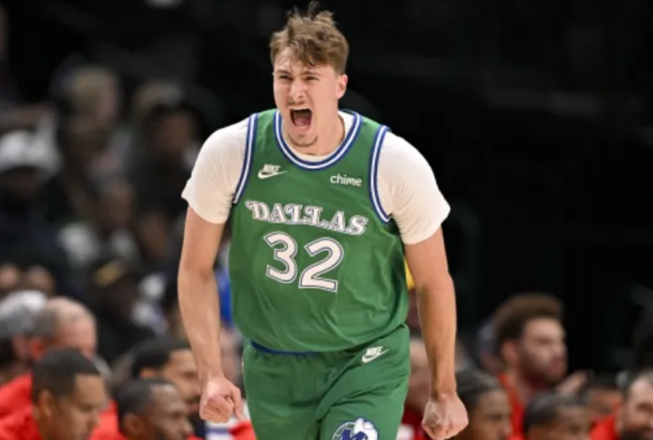 小牛状元弗拉格爆发！改打位置后狂砍22分，球队首胜到手