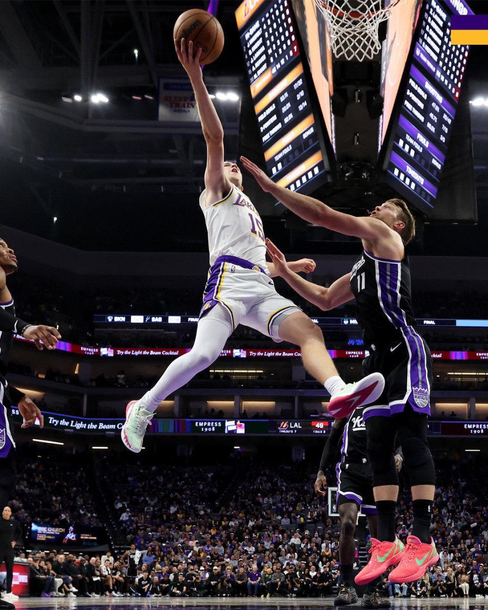 里夫斯狂砍51+11+9！残阵湖人爆冷胜国王，威少18分6助