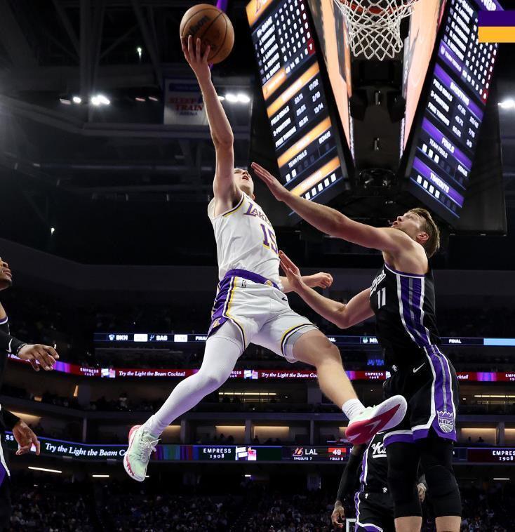 里夫斯51分创生涯新高！湖人险胜国王，威少半场爆发难救主