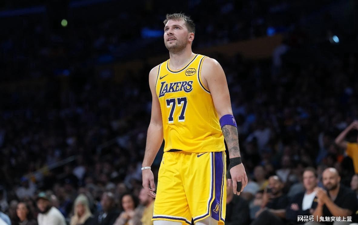 湖人双星接连伤停！东契奇伤缺一周，詹姆斯复出遥遥无期
