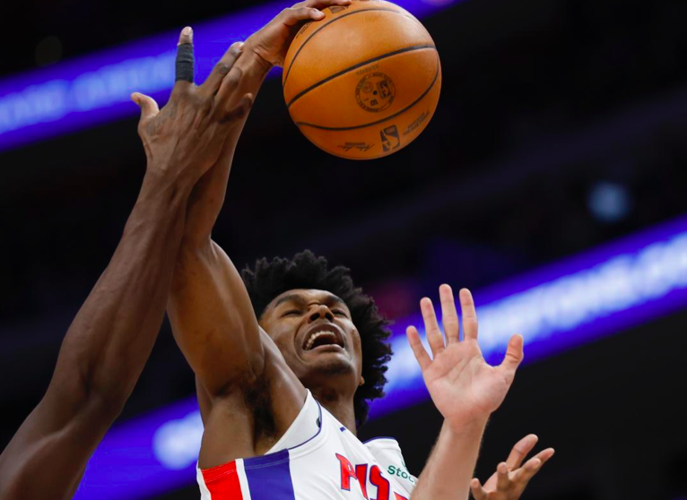 3人70分助力活塞17分大逆转！凯尔特人3连败，布朗41分难救主