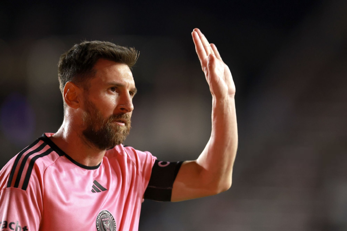 梅西续约迈阿密国际至2028年，是否出战世界杯仍存悬念