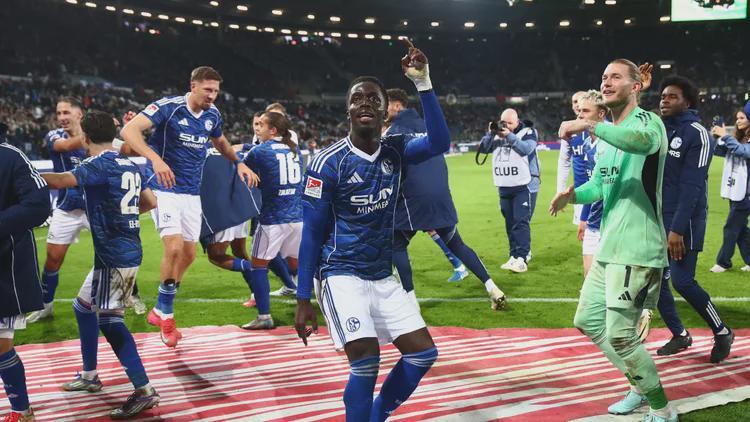 沙尔克04重返德甲在望？穆斯利奇执教显成效