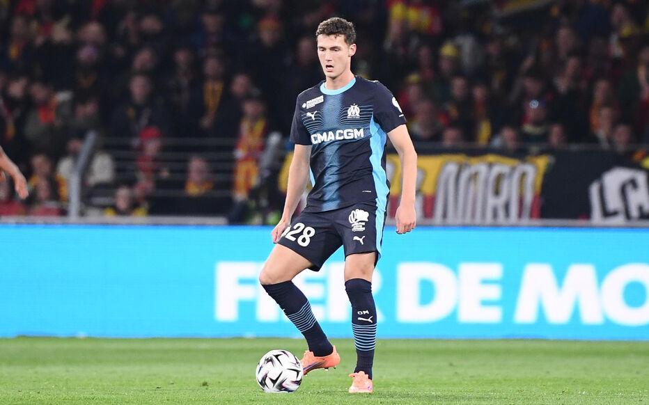 帕瓦尔单场送点+乌龙致马赛失利，赛后社媒诚恳道歉