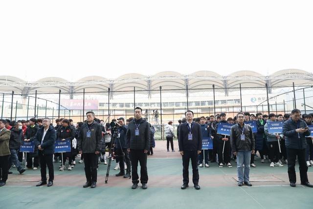 全民燃情 绿茵破界！秦皇岛笼式足球赛以“小场地”激活体育消费“大能量”