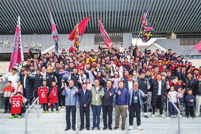 山西男足中乙联赛收官战4-2力克广西，赛季圆满落幕