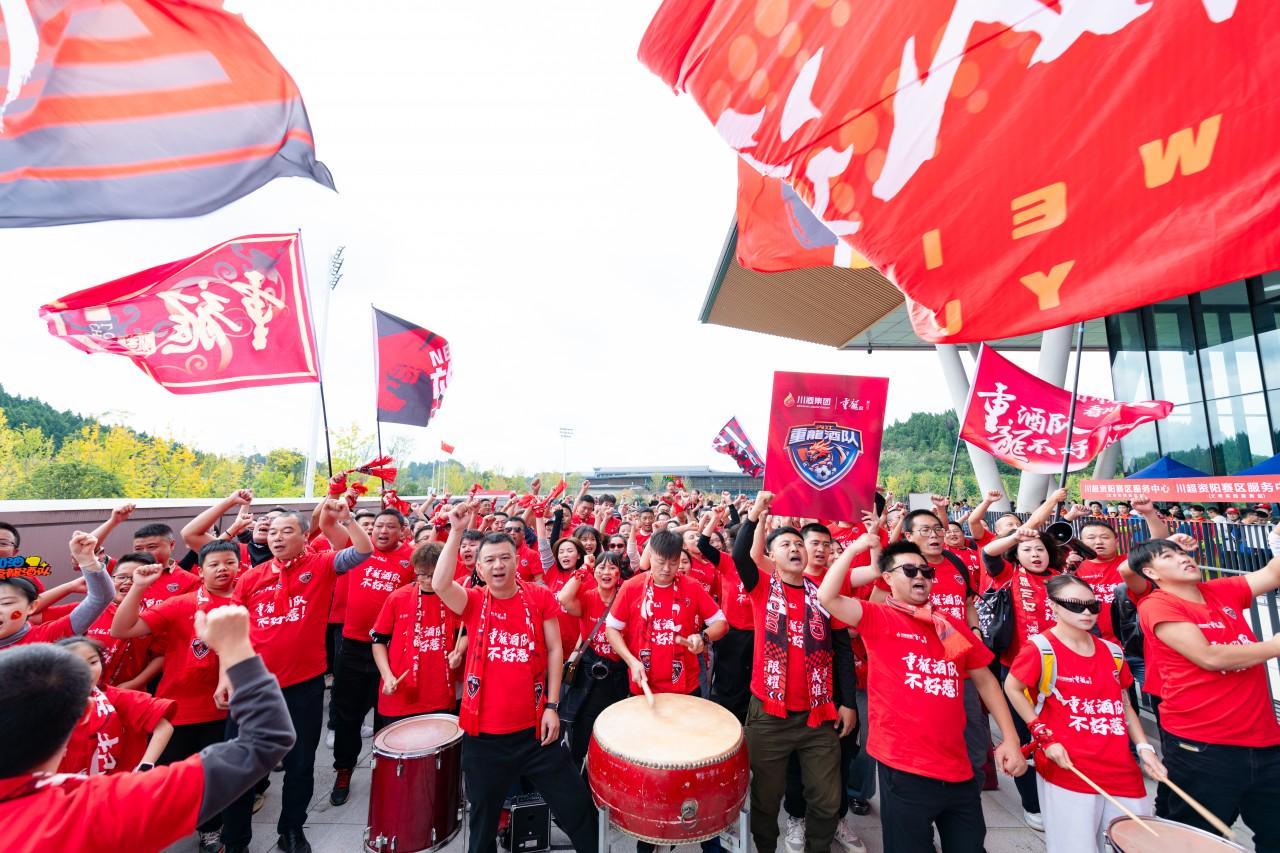 川超联赛点燃资阳：绿茵盛宴带动文旅消费热潮