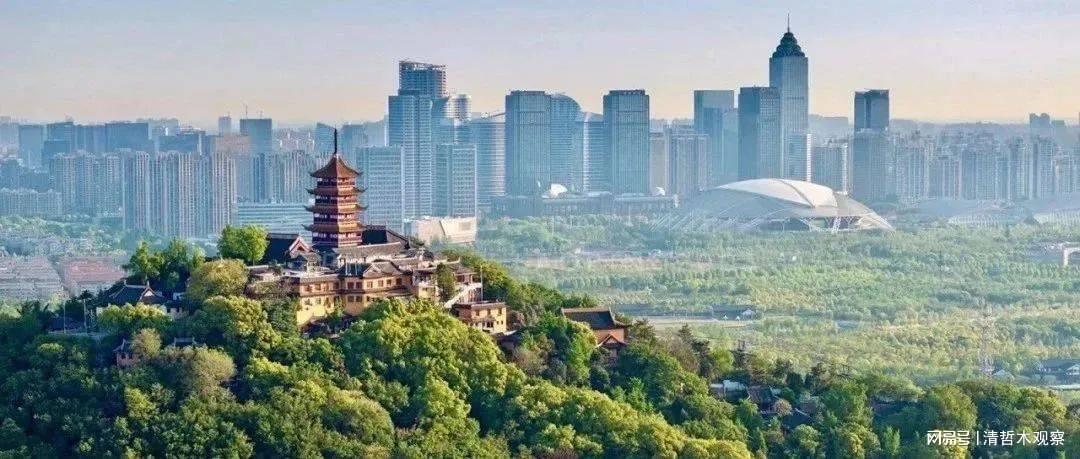 苏超联赛点燃江海明珠：南通足球与城市精神的双重绽放