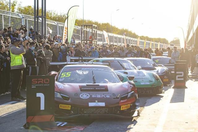 北京亦庄赛道：原力赛车车队成功卫冕GT3年度总冠军