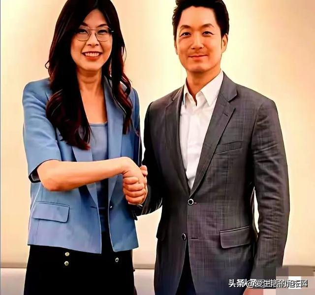 蒋万安政治手腕揭秘：上午握手通稿，下午划清界限