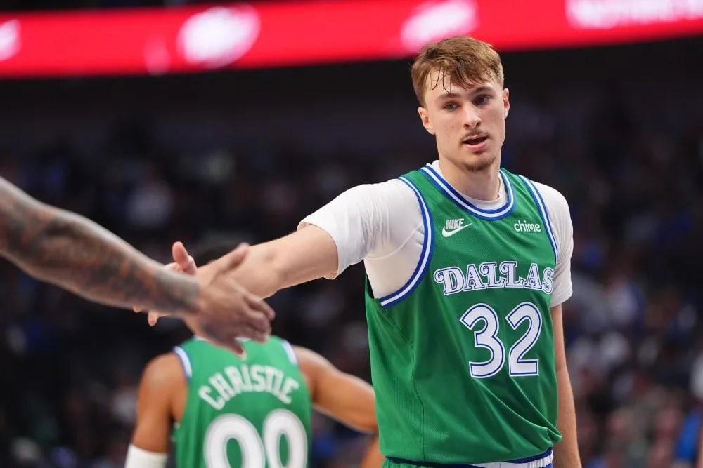 基德谈弗拉格伤情：肩膀剧痛，下场能否出战存疑