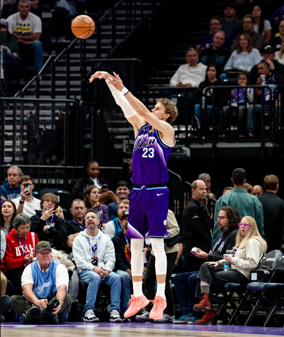 生涯巅峰！马尔卡宁狂轰51+14创纪录，加时赛制胜罚球击溃太阳