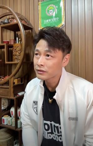 杜震宇力挺范晓冬：球员应珍惜生涯，莫负队徽荣誉