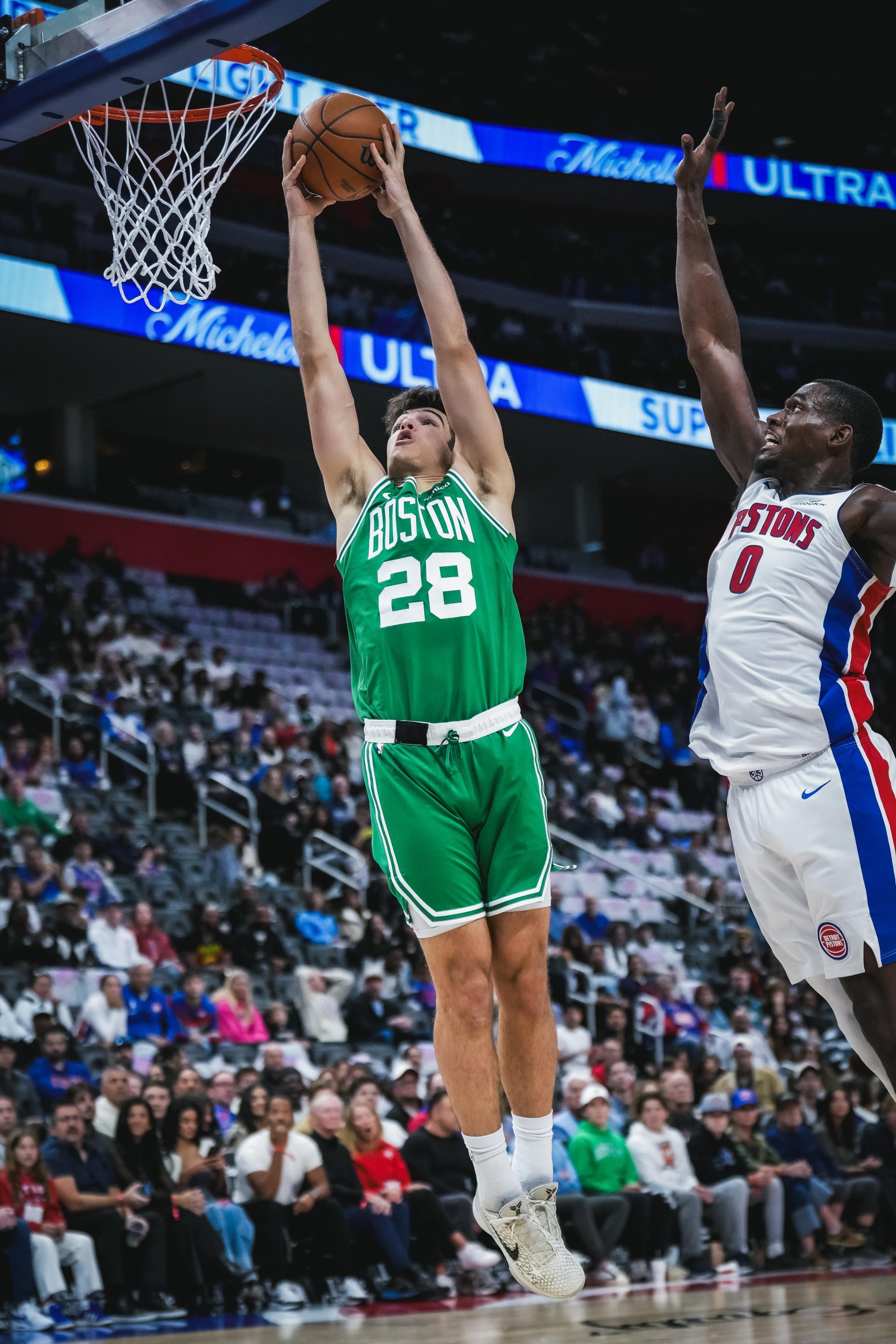 19岁263天！冈萨雷斯成凯尔特人队史第二年轻首发，仅次于塔图姆