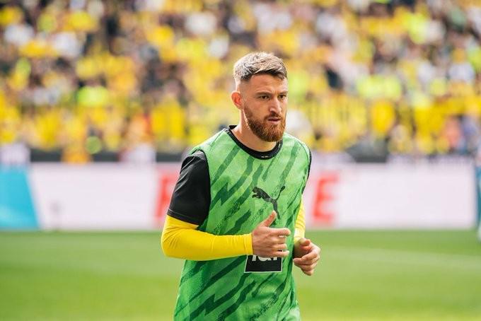 德天空：厄兹詹或冬窗离队，科隆持续关注