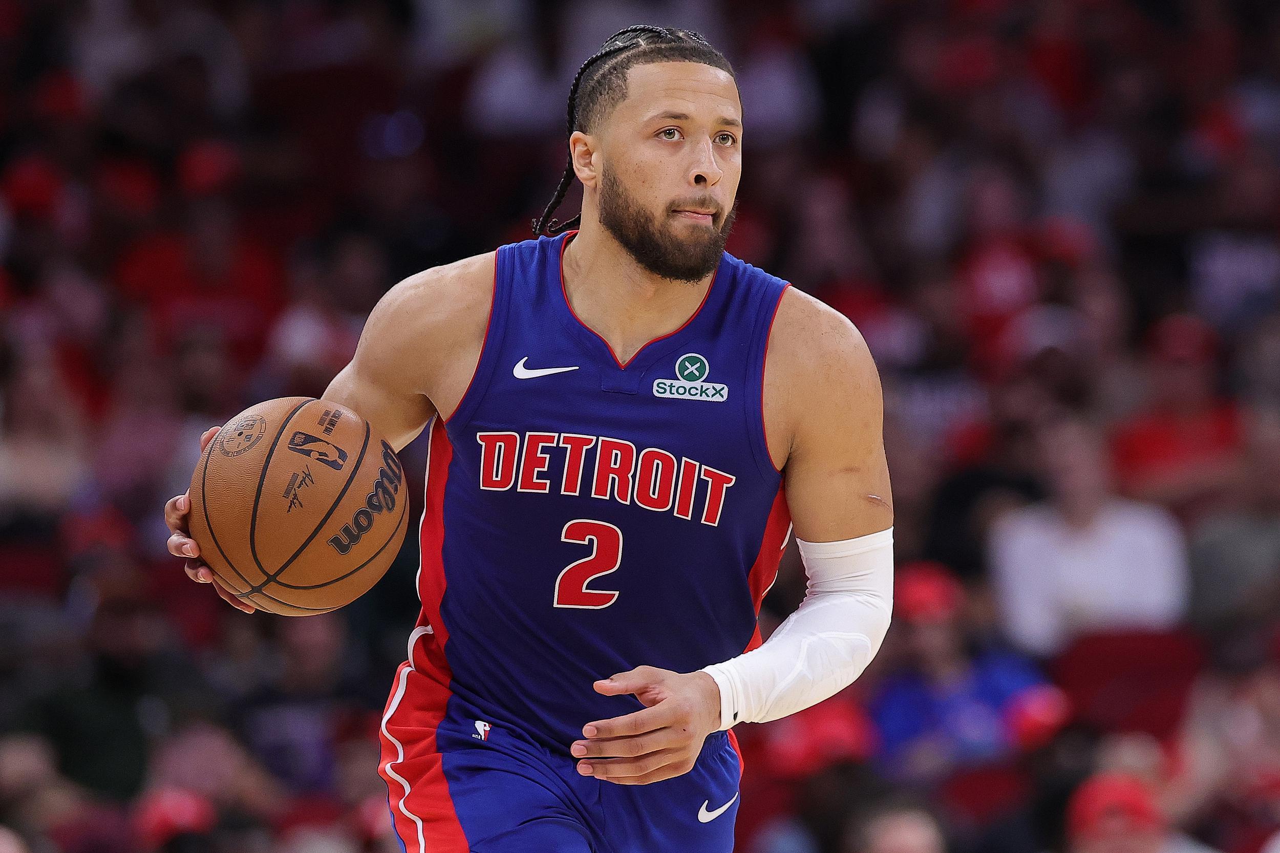 NBA常规赛：康宁汉姆状态低迷14中3仅得12分，活塞惨败骑士