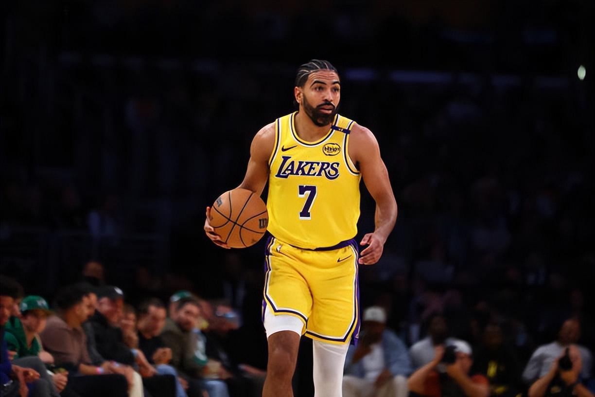 湖人后场大将文森特伤停2-4周，球队阵容危机加剧