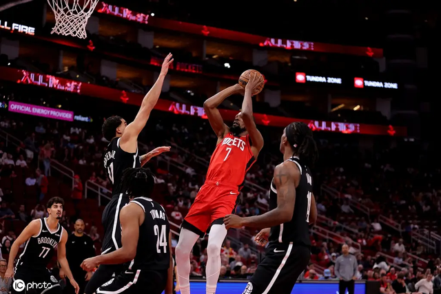 篮网四连败成全火箭首胜，蔡老板球队表现令人失望