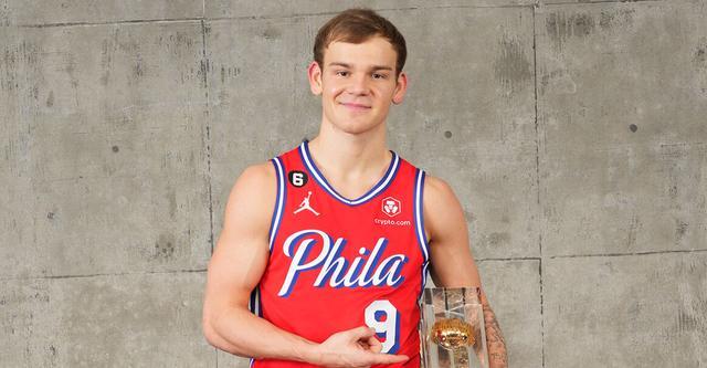 步行者签约麦克朗并裁掉怀斯曼，扣篮王获NBA首份标准合同
