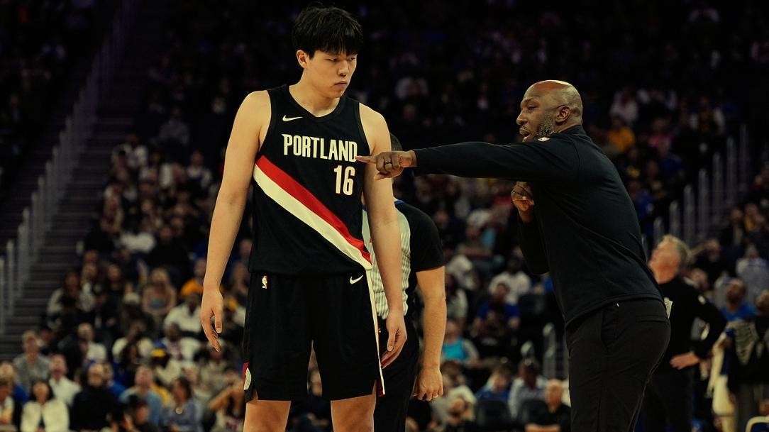 杨瀚森出场时间难增？换帅风波与斯普利特的竞争影响