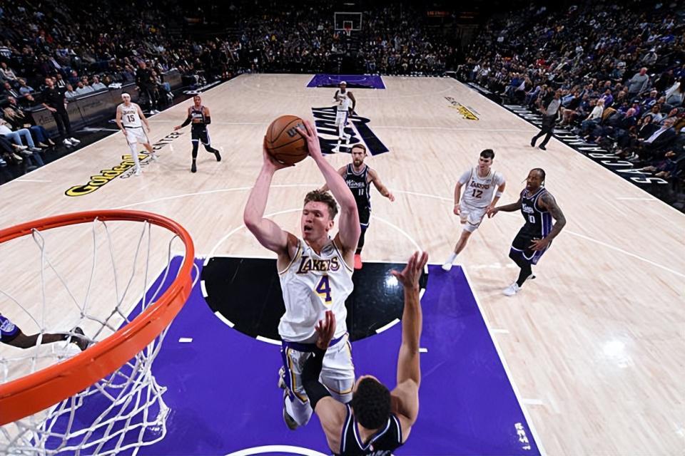 湖人侧翼新星克内克特陷困境：市场价值或归零？