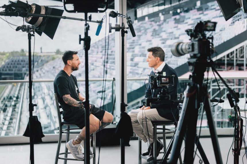 梅西谈迈阿密续约：轻松决定，呼吁MLS放宽引援限制