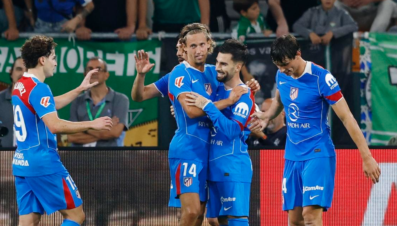 西甲马竞2-0完胜皇家贝蒂斯，1亿锋霸阿尔瓦雷斯12场造11球冲欧冠