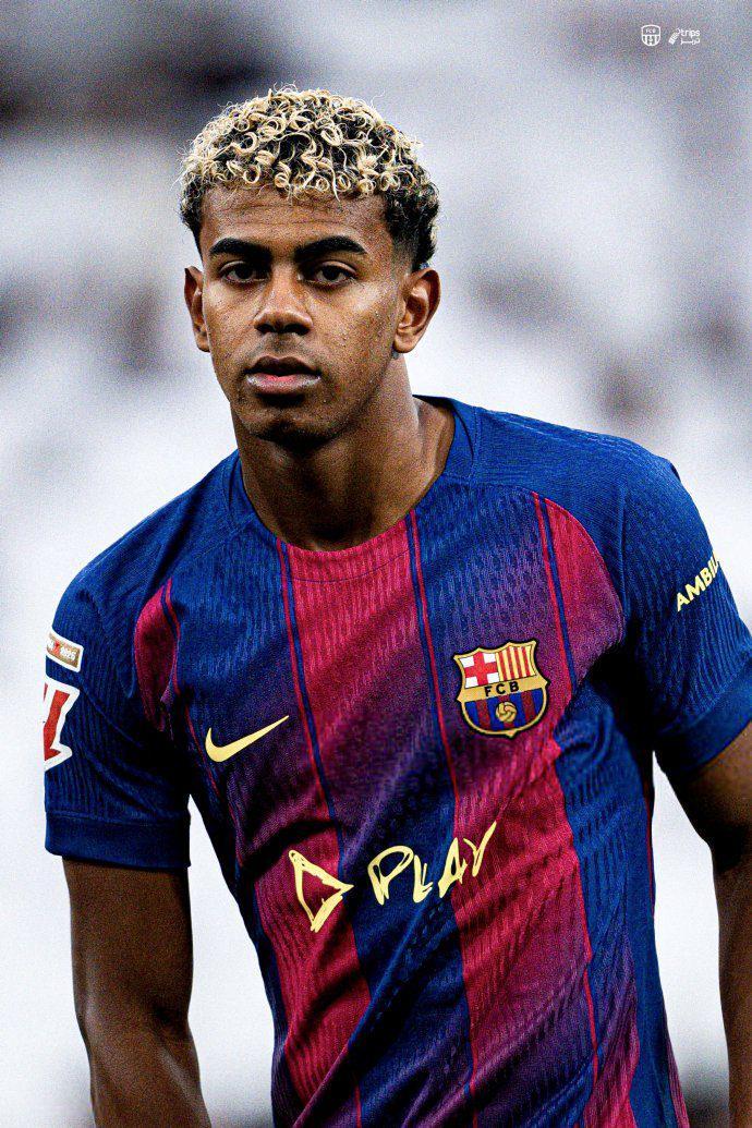 德容谈国家德比：梅西可单枪匹马取胜，亚马尔尚需成长