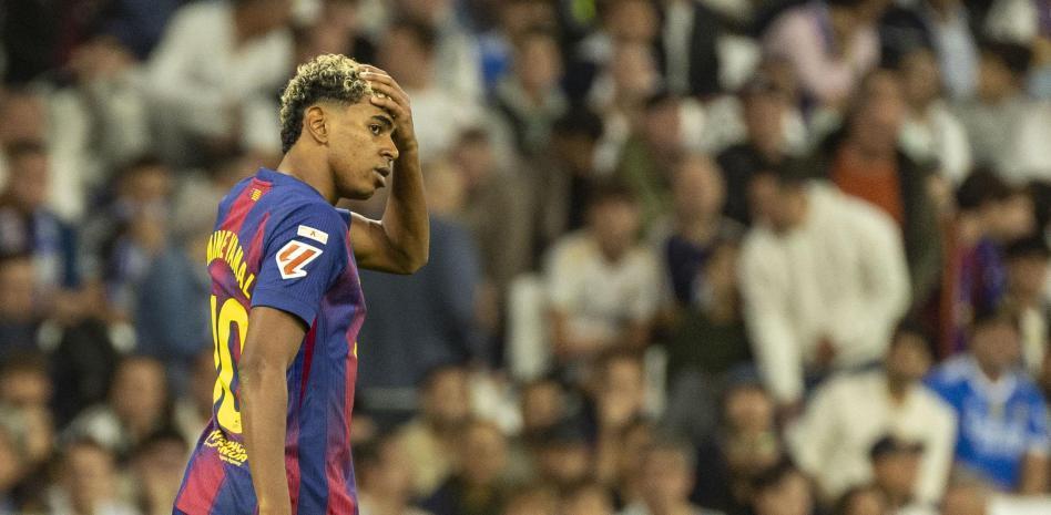 世体：巴萨担忧亚马尔场外分心 盼其专注赛场重振表现