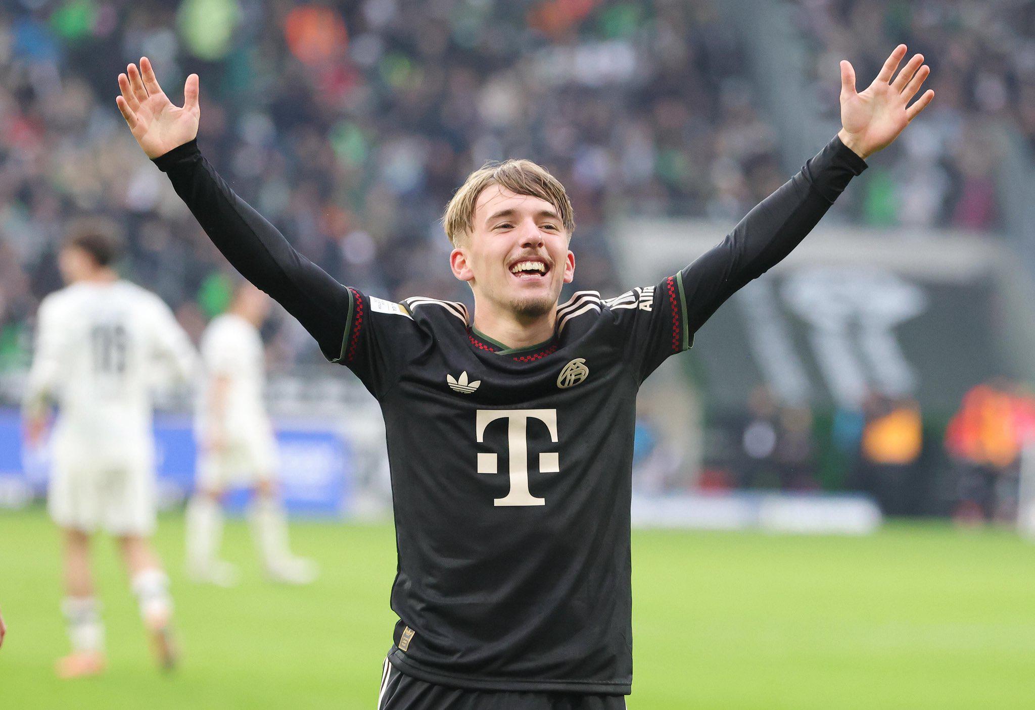 德天空独家：拜仁新星卡尔成年后续约至2029年，无买断条款引关注