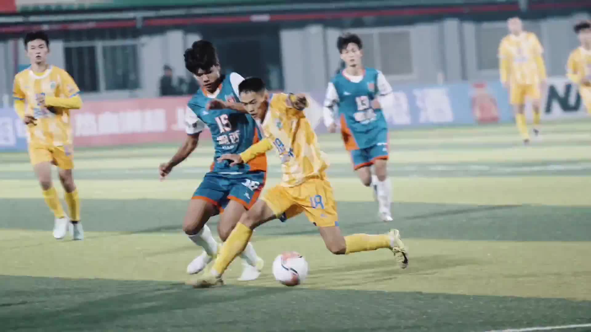 湖南湘西公安：全力护航足球赛事，保障观赛安全无忧