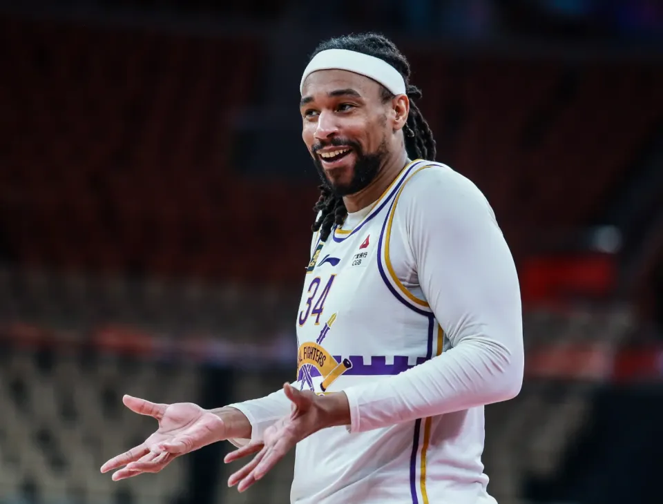 北控新援佩里成刺头？张庆鹏能否驯服这位实力外援？