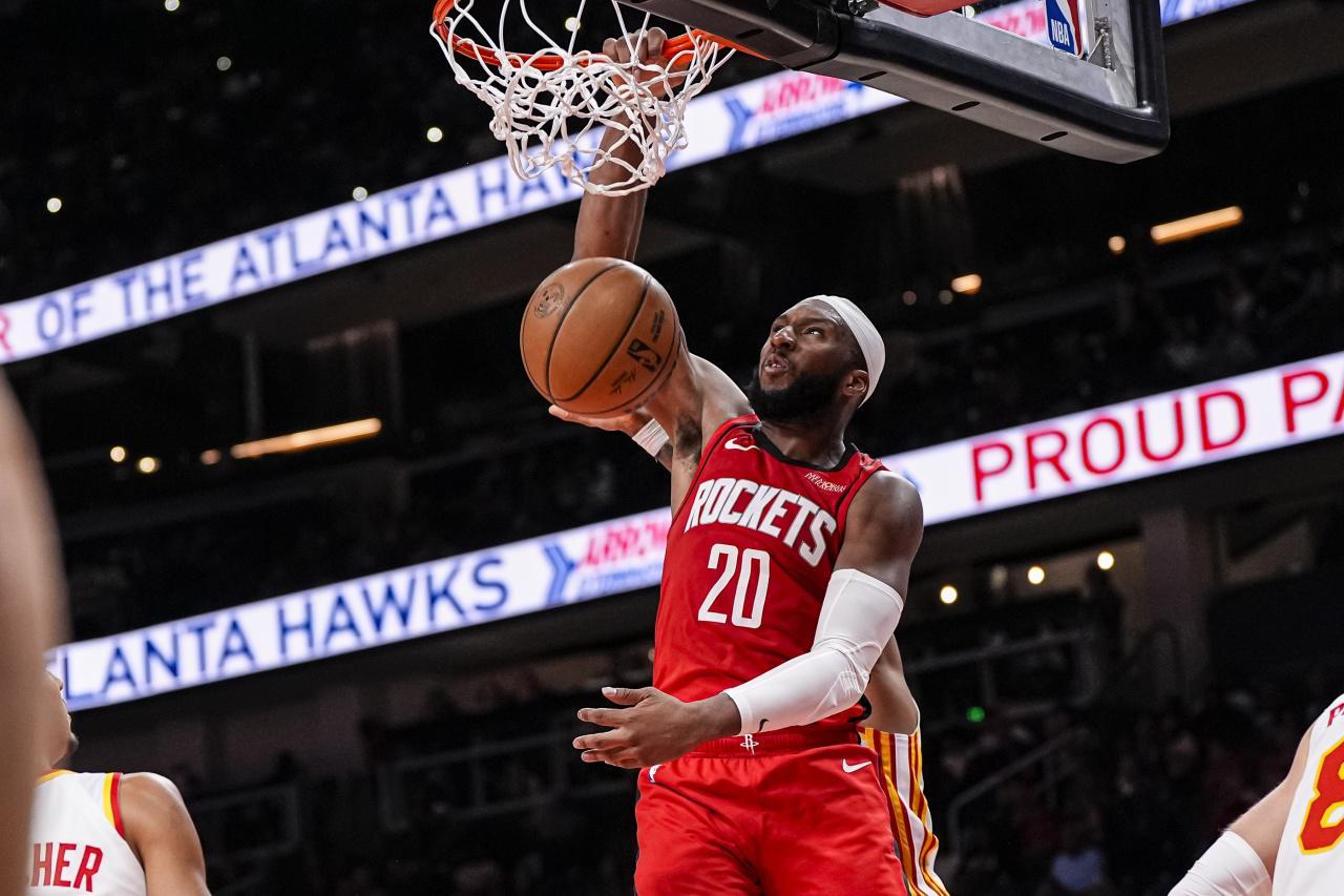 火箭大胜篮网：乌度卡变阵显奇效，激活多名球员潜能