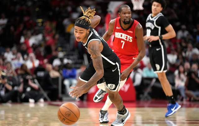 火箭137-109胜篮网！伊森22+5+5爆发，杜兰特盛赞，合同谈判有新进展