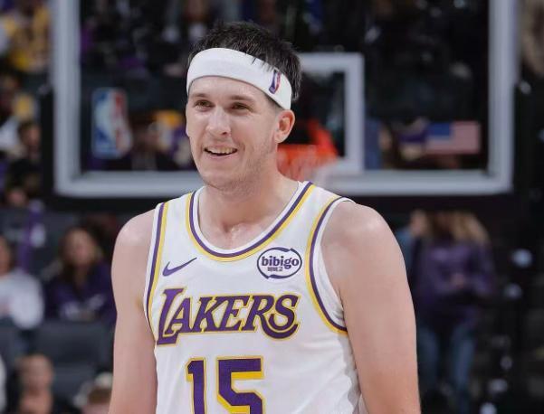 里夫斯狂砍41分5篮板 湖人惜败开拓者 尽力局难挽败局