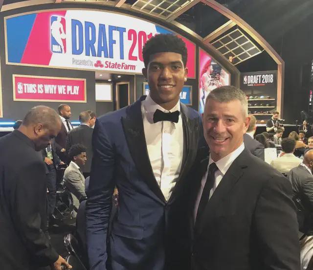 NCAA球星钱德勒·哈奇森：从一阵一防MVP到NBA四年退役的悲情故事