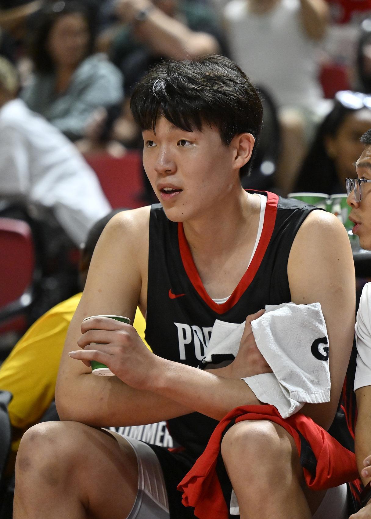 克林根暖心鼓励杨瀚森：NBA之路艰难，我曾感同身受