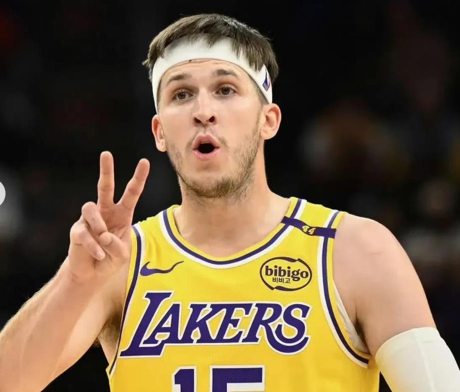 NBA新赛季黑马！里弗斯两战92分比肩科比，成最强罚球王