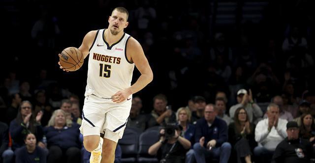 大卫-阿德尔曼盛赞：约基奇荣膺NBA效率之王