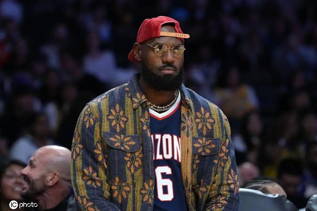 詹姆斯康复进展顺利 预计11月中旬重返NBA赛场